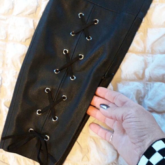Zara black faux leather pants - Picture 4 of 6
